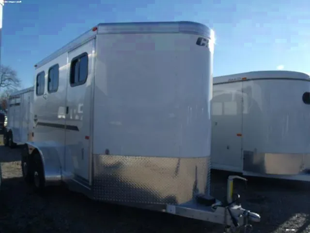 2 H Aluminum Bumper Pull with Double Rear Door