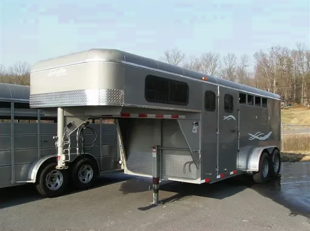 Gooseneck Slant Load 3 Horse Trailer