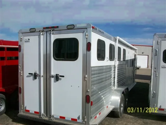 4 H Gooseneck White Aluminum with LQ
