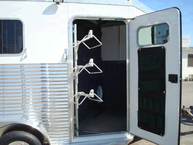 Aluminum 2 Horse Slant Load Trailer
