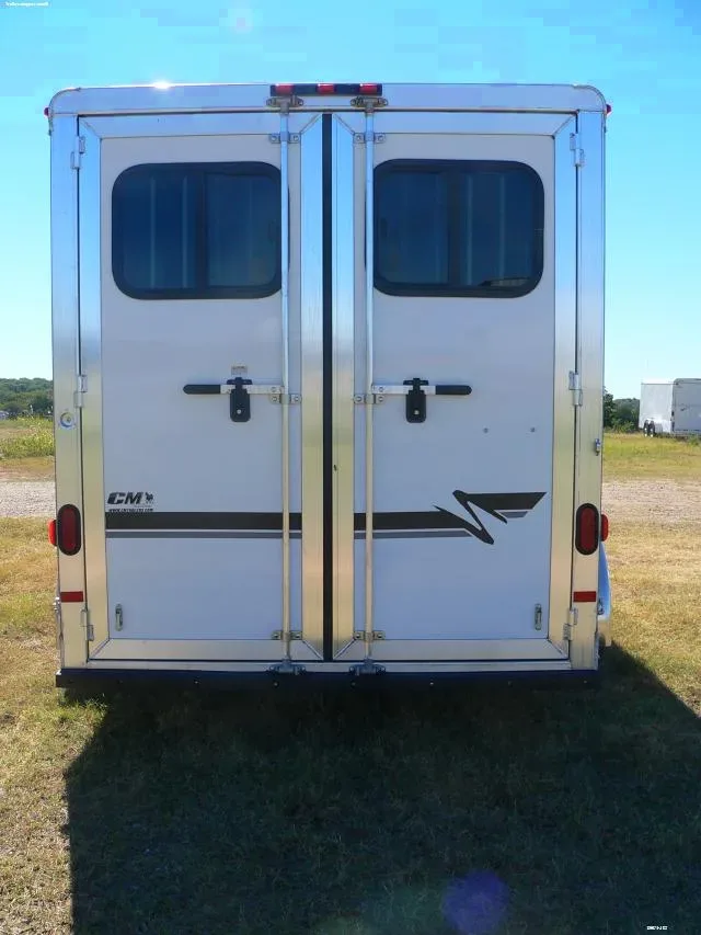 3 Horse Drop Feed Doors White