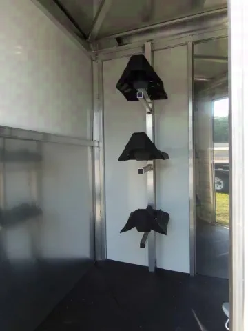Black Aluminum 3 Horse Bumper Pull