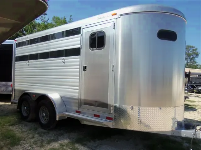 White All Aluminum 3 HORSE