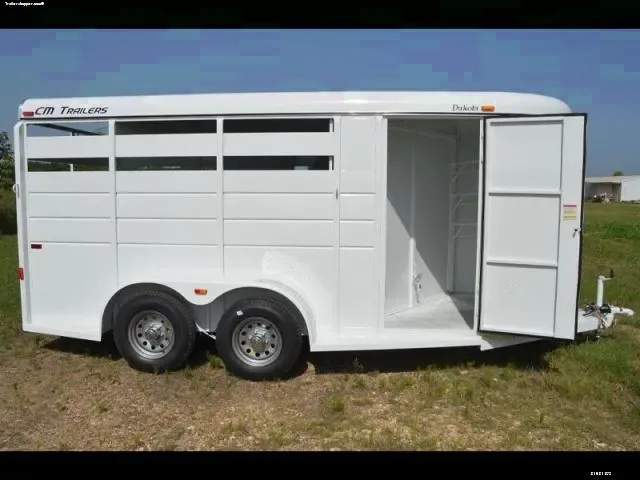 White 3 Horse Bumper Pull Trailer