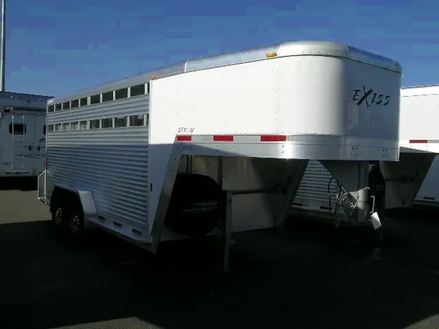3 HORSE STOCK COMBO GN TRAILER