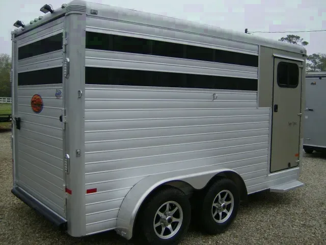 3 HORSE ALUMINUM BUMPER PULL TRAILER
