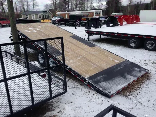 22ft  Gooseneck Tandem Axle Power Tilt Bed