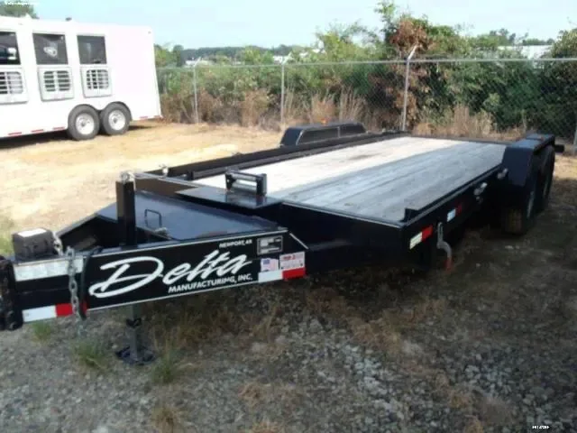 16ft Equipment Trailer w/Slide In Ramps