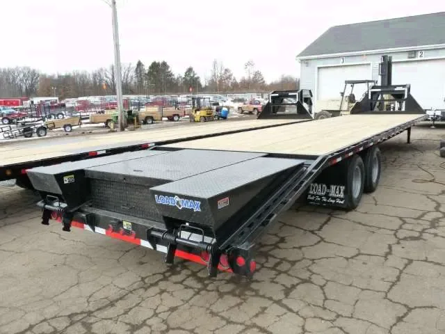 Gooseneck Equipment Trailer 36ft w/Front Tool Box
