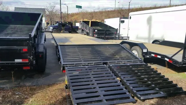25ft Plus 5 Foot Dovetail Gooseneck Flatbed Trailer