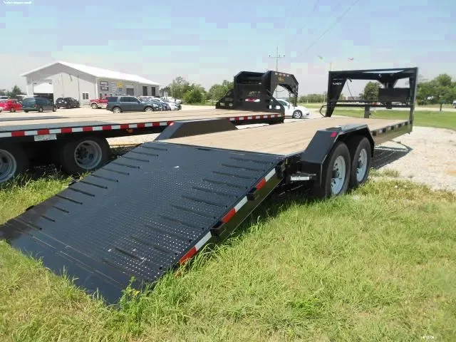 24ft Lowdeck Hydraulic Dovetail