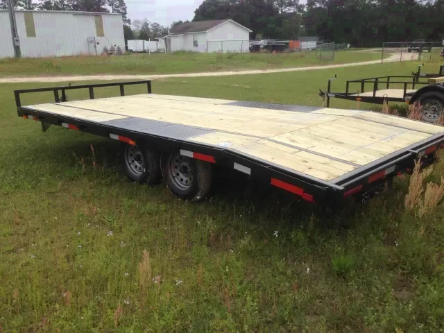 18FT BUMPER PULL DECKOVER TRAILER