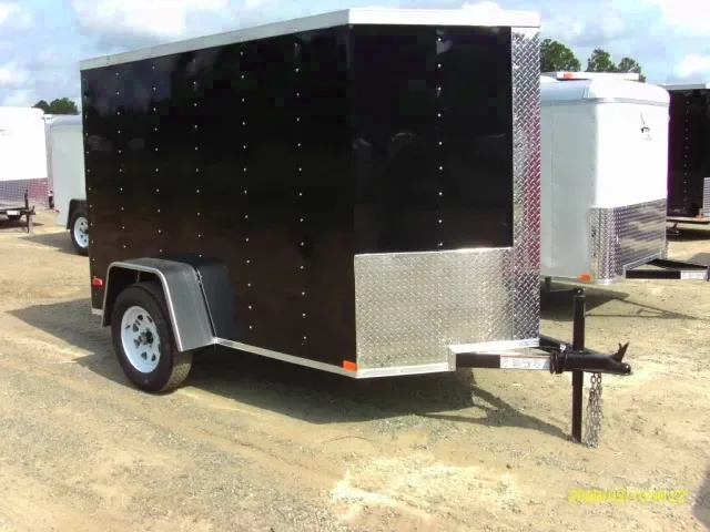 Enclosed 8ft v-nose Black