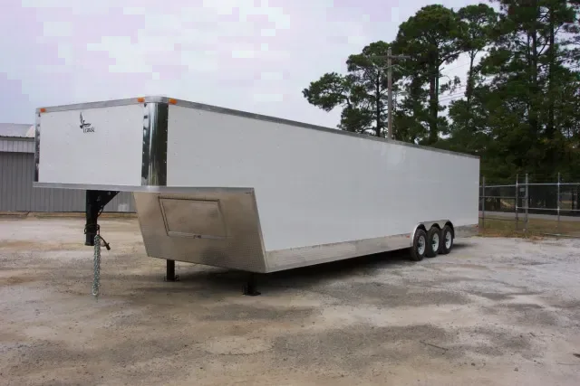 38ft Gooseneck Trailer for all your needs!