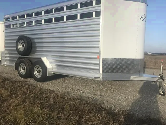 16ft White All Aluminum Trailer with V-Nose