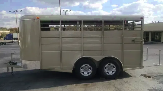 16ft Livestock-Arizona Beige with Rounded Front