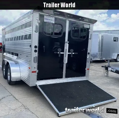 2025 Sundowner Showman GT Low Profile Livestock Trailer - Offer Today