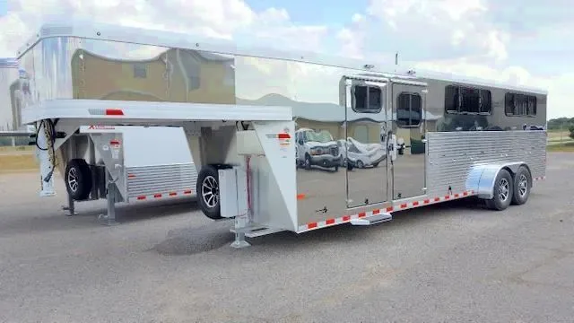 2025 Sundowner 6.5x26 Gooseneck Livestock Trailer - Bowling Green, KY