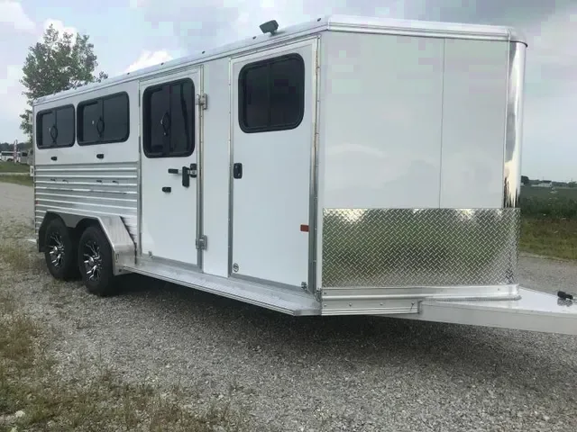Low Pro 16ft Livestock Trailer - White
