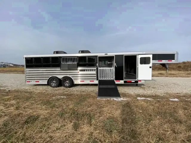 16ft Aluminum Livestock Trailer