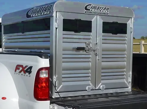4ft Stock Box  w/Pop Up Roof Vents