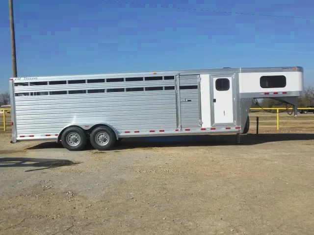 24ft Aluminum Gooseneck Livestock Trailer w/Dressing Room