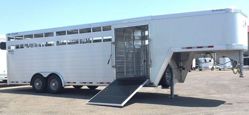 24ft Aluminum Gooseneck Livestock Trailer w/Floor Mats