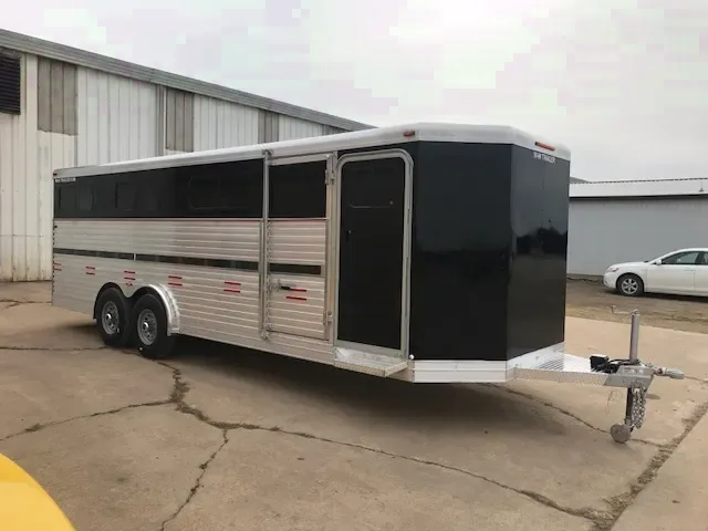 W-W Aluminum Show Hog Trailer