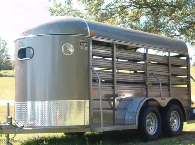 W-W 5' x 14' x 6'2" Livestock