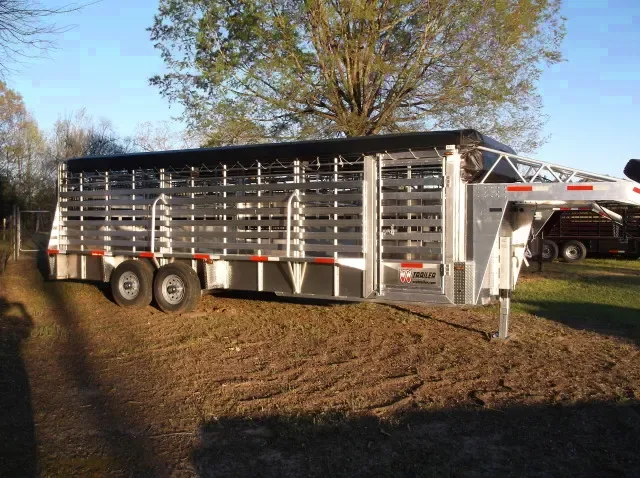 2025 W-W 6.8x24 Foot Livestock Trailer - Mantee, MS