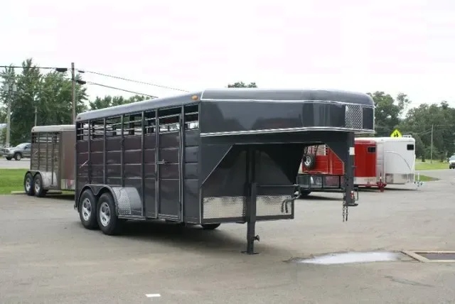 ES 16ft GN Livestock Trailer - Charcoal