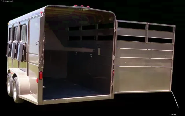3 Horse Slant Load with Single Rear Door