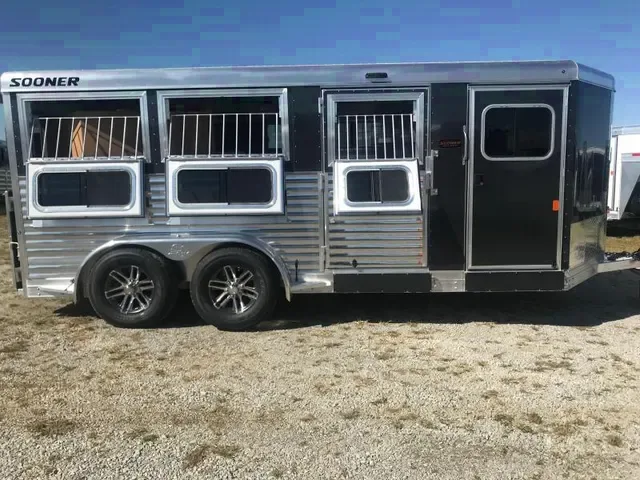 6 Pen 16ft Bumper Pull Stock Trailer