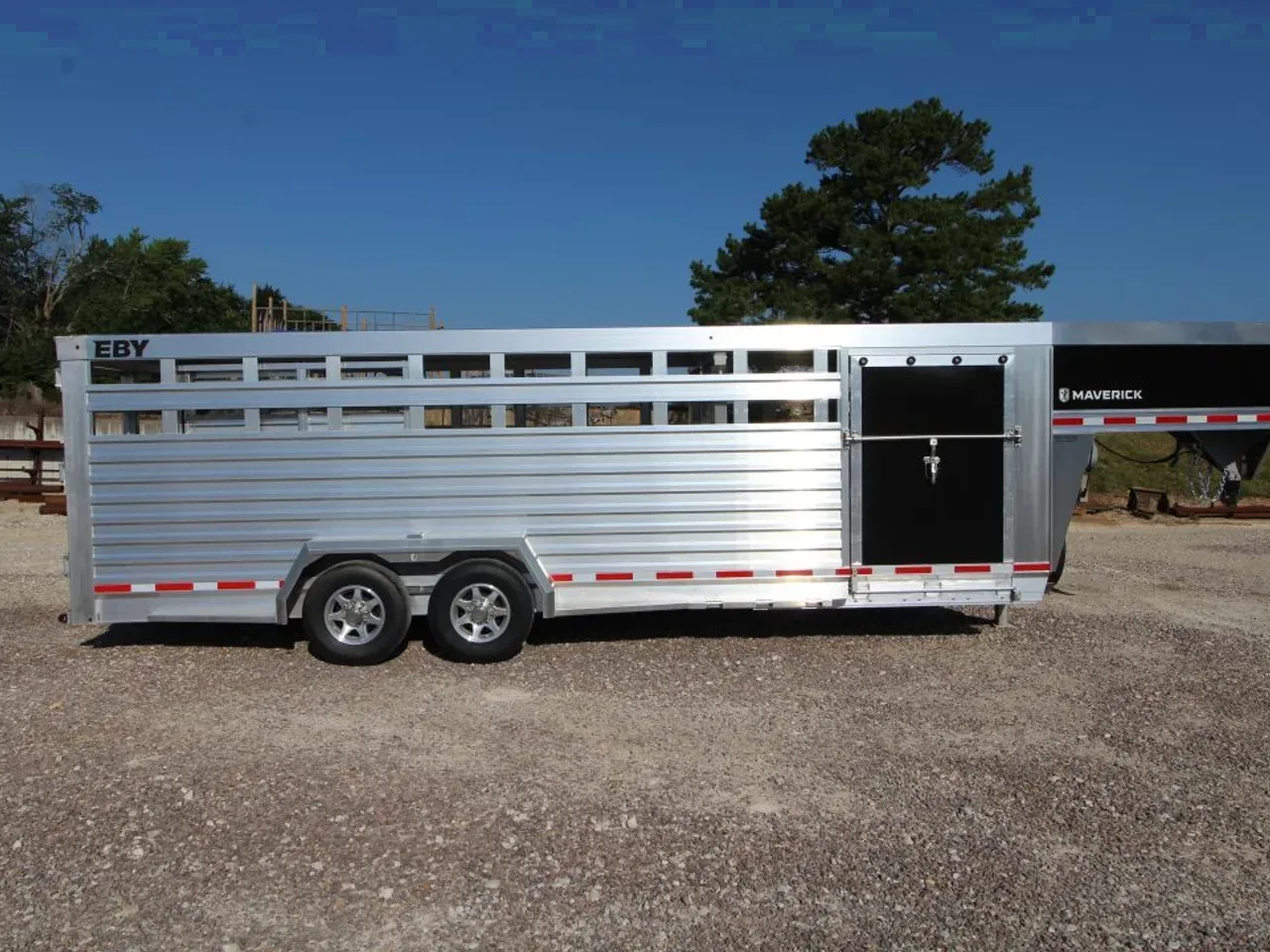 2027 EBY Trailers 24' MAVERICK Stock / Stock Combo Trailer