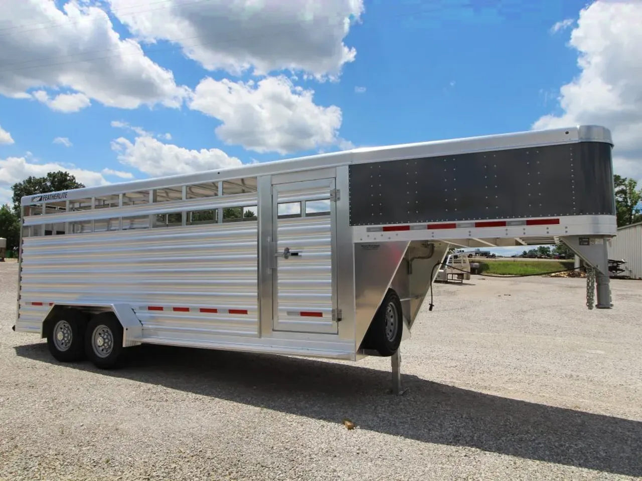 2026 Featherlite Trailers 8117-6720 Stock / Stock Combo Trailer
