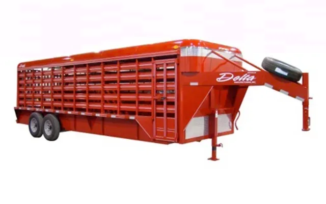 18ft  Gooseneck Livestock Trailer w/Tarp