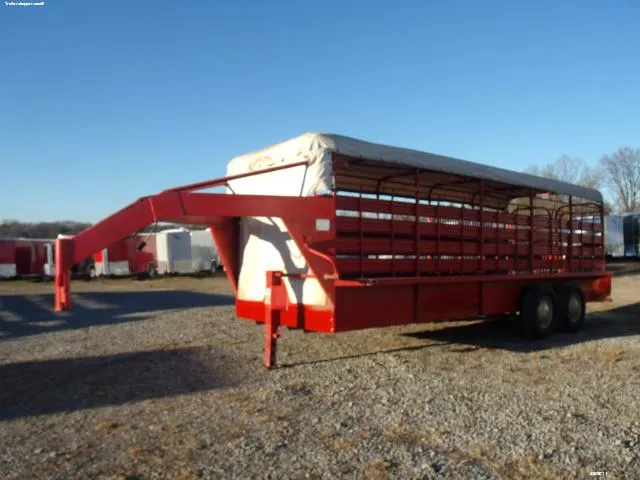6.8x28 Aluminum Stock Trailer w/7ft Interior Height