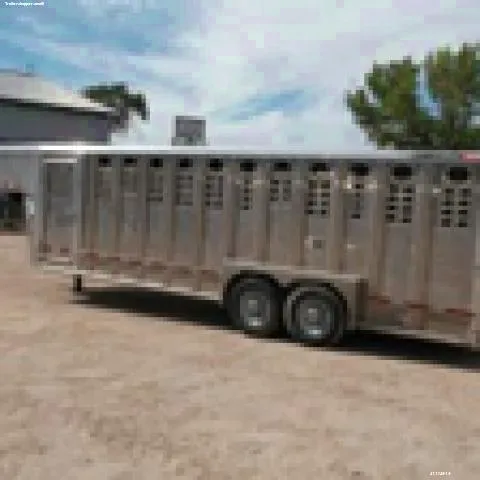 24FT ALUMINUM ARIZONA BEIGE LIVESTOCK  TRAILER