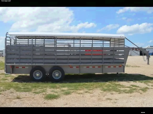 Beige Gooseneck Bar Top 20ft Stock Trailer