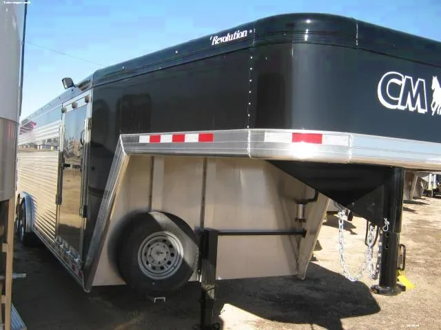 24ft Gooseneck Livestock Trailer-Black
