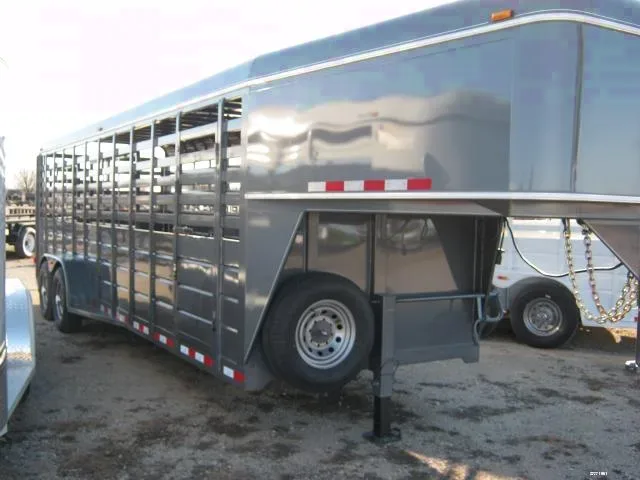 24ft Gray Livestock All Aluminum Trailer-GN