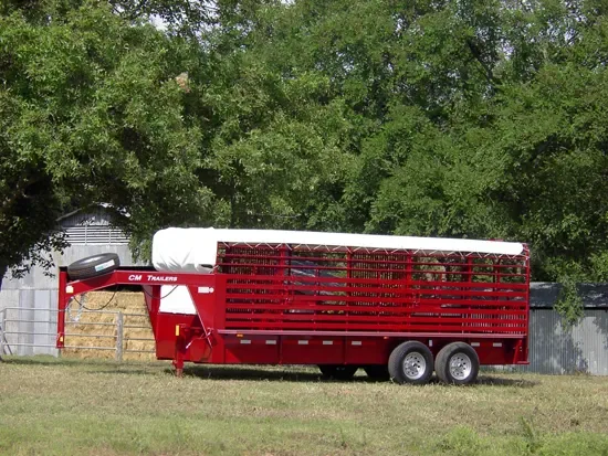 RED 24FT LIVESTOCK WITH DOUBLE REAR DOOR