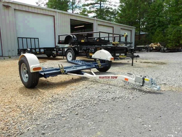 Tow Dolly with Surge Brakes