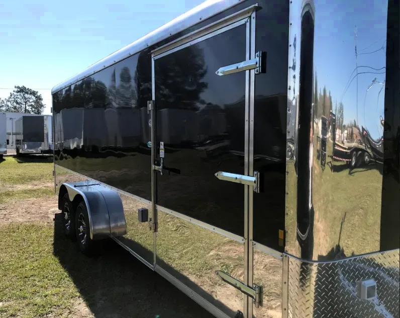 20FT FLAT FRONT CAR HAULER-WRAP AROUND DIAMOND PLATING