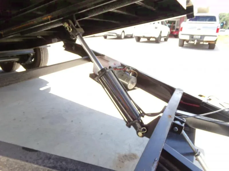 2025 Hawke 6.5x20 15k Hydraulic Tilt Equipment Trailer - Bonaire, GA