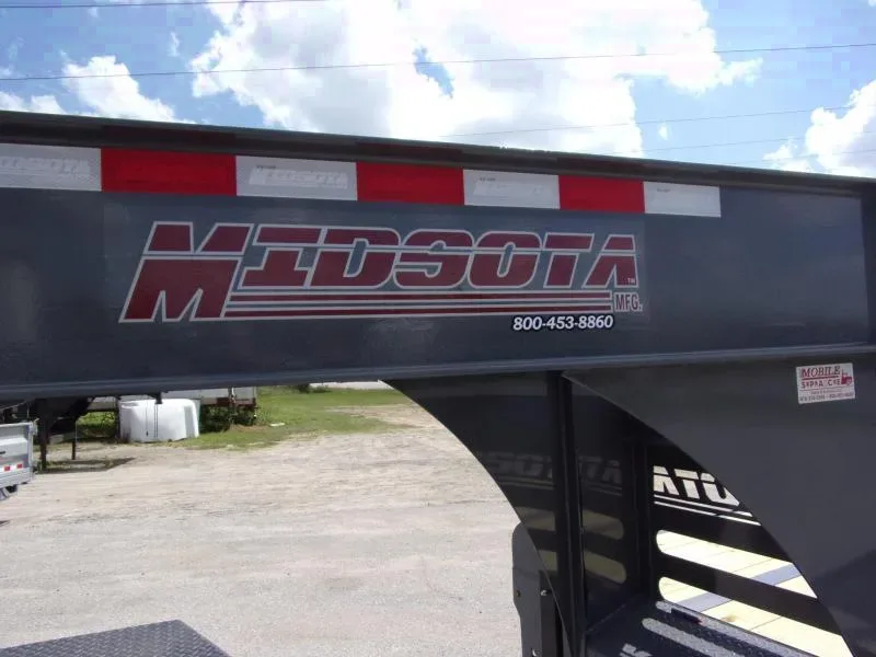 2025 Midsota 8.5x32 Gooseneck Equipment Trailer - Make an Offer