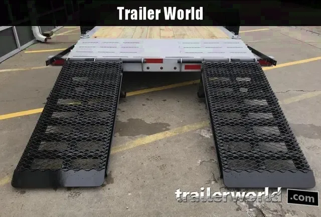 2023 Diamond C LPX22 22' Low Profile Equipment Trailer