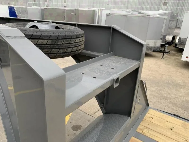 2023 Diamond C FMAX 210 8.5x32 Gooseneck Trailer - Make an Offer