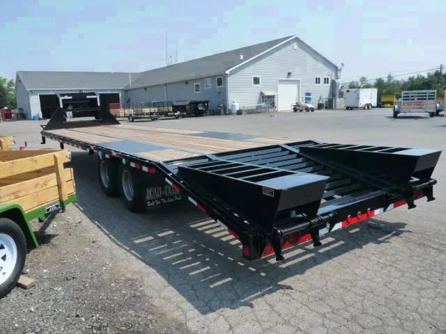 25ft Gooseneck Equipment Trailer Plus 5 Foot Dovetail