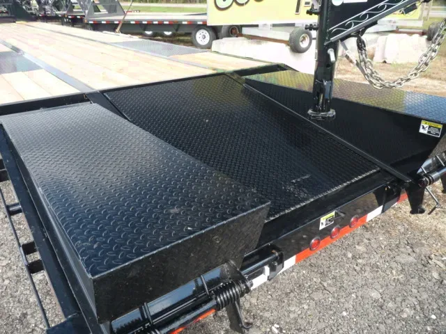 40ft Gooseneck Flatbed Equipment Trailer
